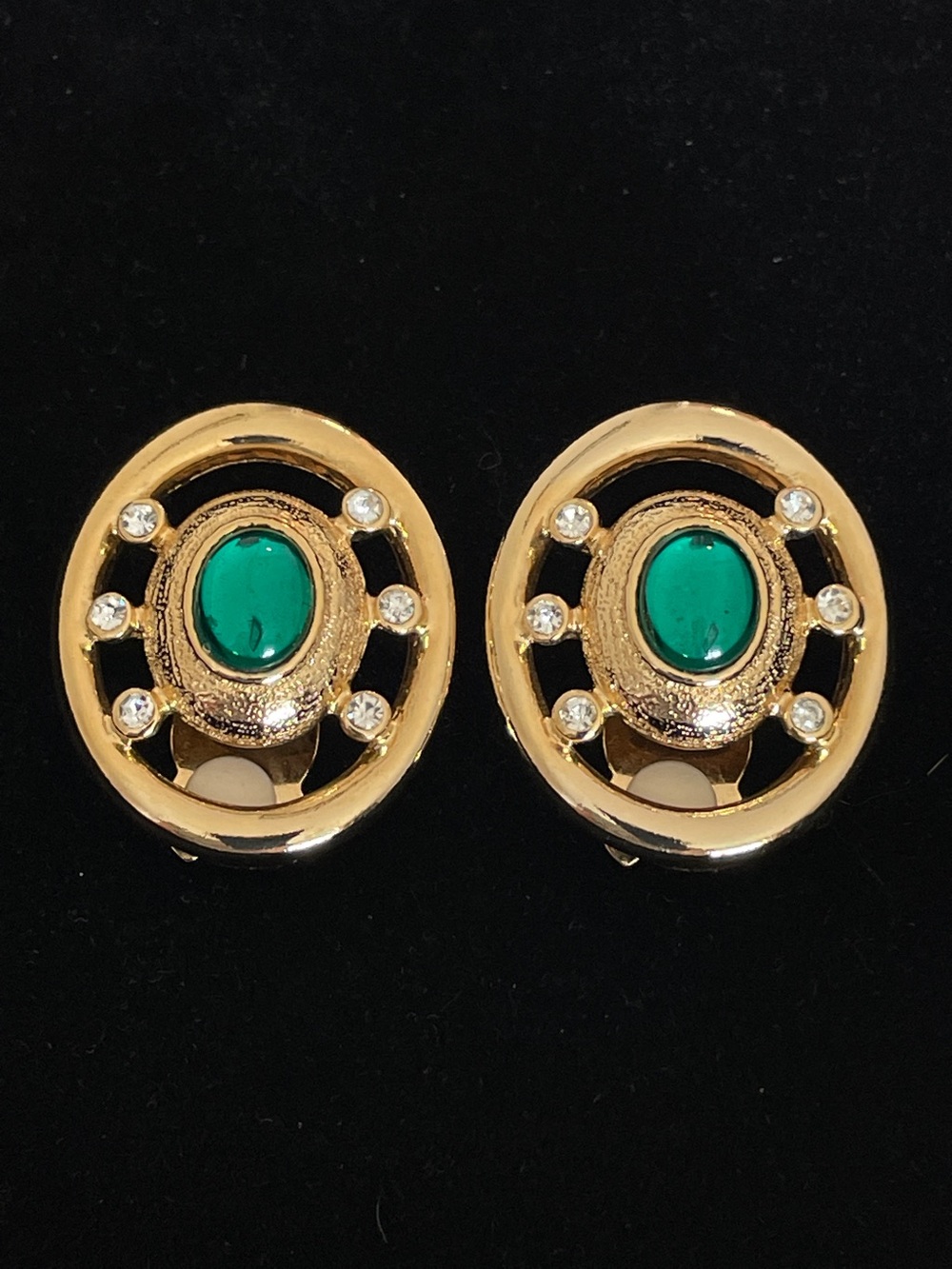 Vintage Paolo Gucci Gold-Plated Oval Earrings Emerald Green Cabochon Statement